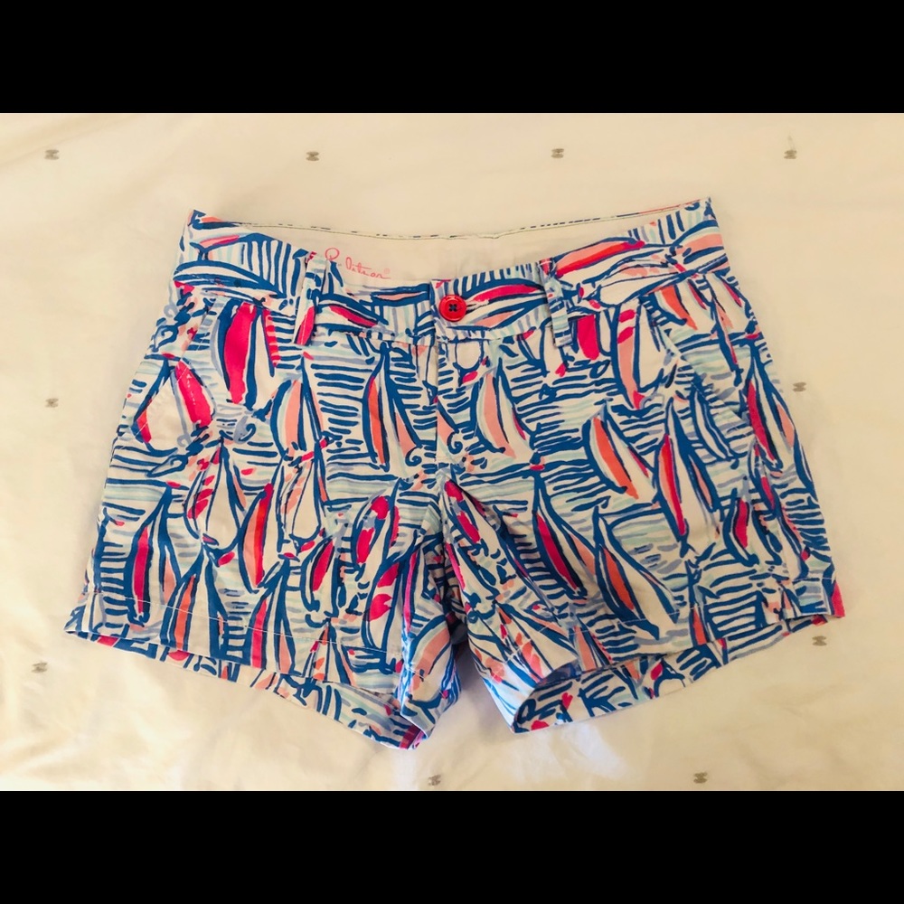 Lily Pulitzer Callahan Shorts in Red Right Return